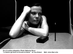 La femme qui tenait un homme en laisse :: Christine Chalard-M&uuml;hlemann