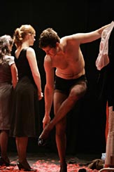Les bonnes [Jean Genet]